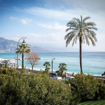 Et Reine D'azur 3* Roquebrune-Cap-Martin