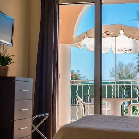 Et Reine D'azur Hotell