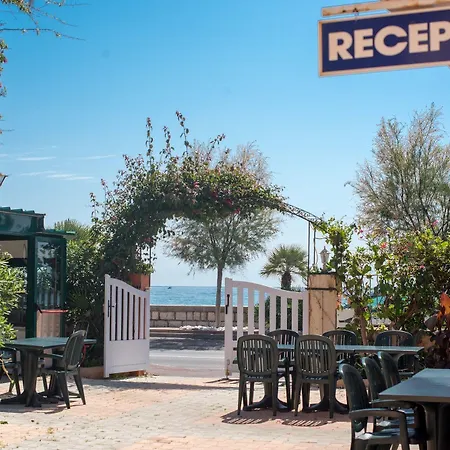 Et Reine D'azur Roquebrune-Cap-Martin