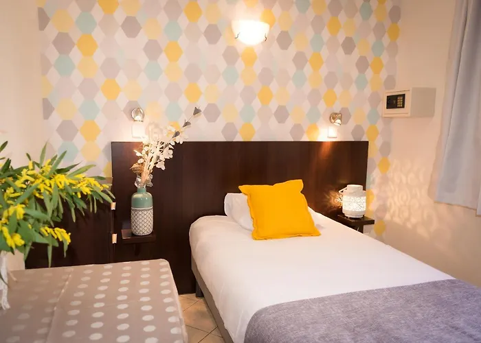 Et Reine D'azur 3* Roccabruna